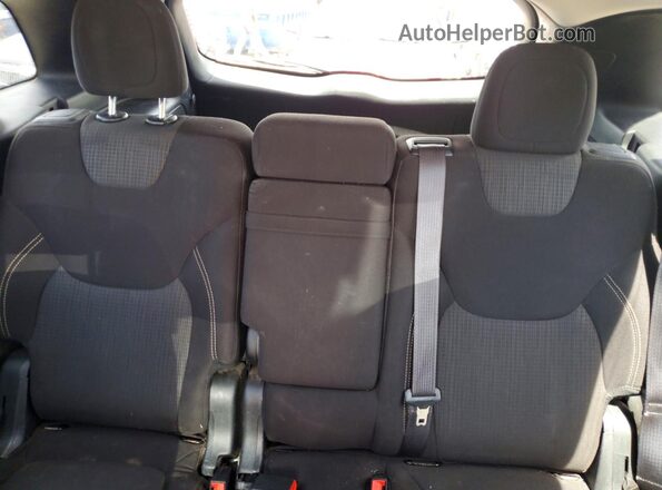 1C4PJLCB6HW619334 2017 JEEP CHEROKEE Maroon Vista de los asientos traseros