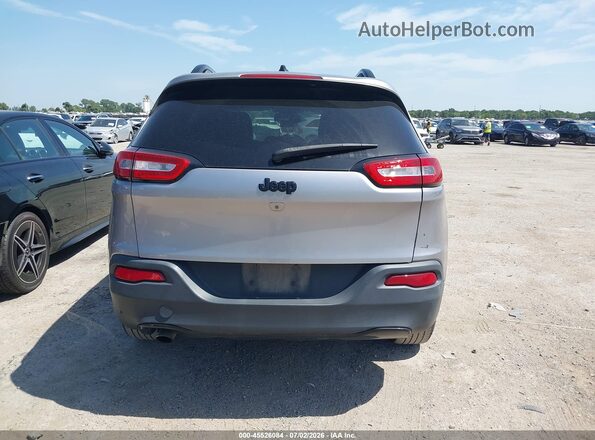 1C4PJLCB6JD558729 2018 JEEP CHEROKEE Серебряный 