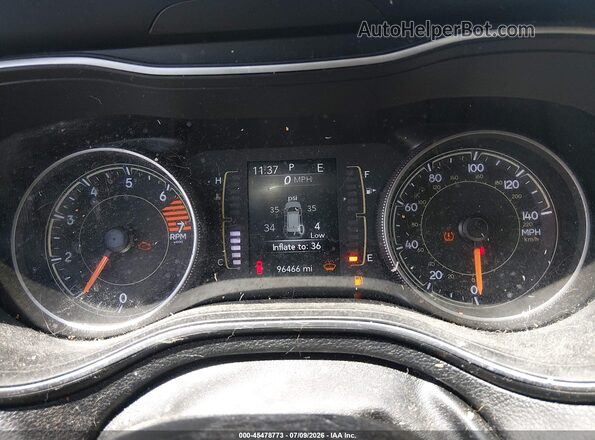 1C4PJLCB6KD108953 2019 JEEP CHEROKEE Gray უკანა სავარძლების ხედი