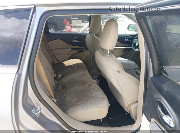 1C4PJLCB6KD108953 2019 JEEP CHEROKEE Gray VIN კოდის სტიკერის ხედი