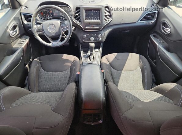 1C4PJLCB6KD262322 2019 JEEP CHEROKEE White Widok deski rozdzielczej