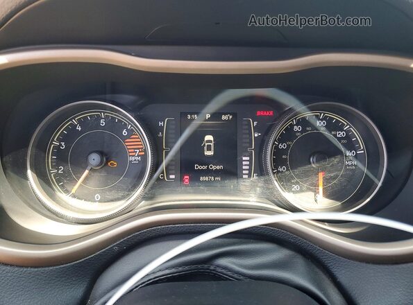 1C4PJLCB7GW307828 2016 JEEP CHEROKEE Red Սարքավորումների վահանակի տեսք