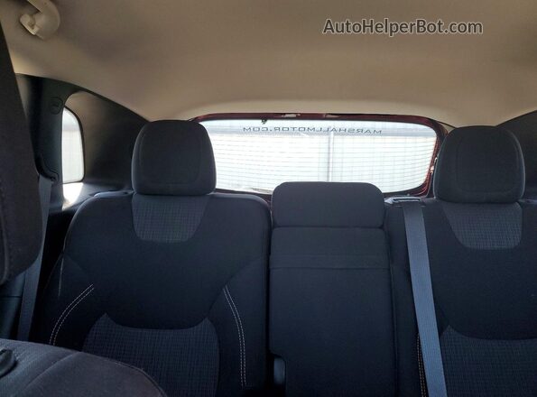 1C4PJLCB7GW307828 2016 JEEP CHEROKEE Red Հետևի նստատեղերի տեսք