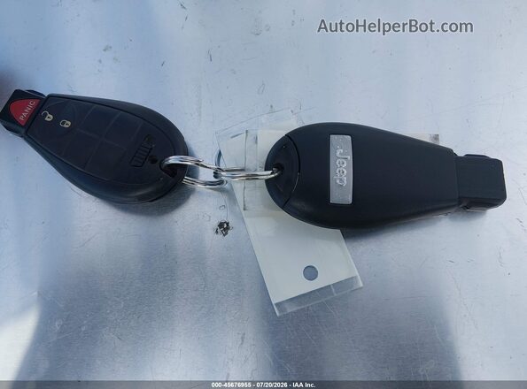 1C4PJLCB7JD551403 2018 JEEP CHEROKEE Gray Vista del salpicadero