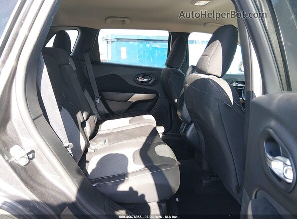 1C4PJLCB7JD551403 2018 JEEP CHEROKEE Gray Vista de la etiqueta del VIN