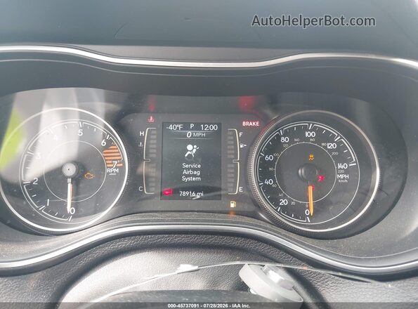 1C4PJLCB7KD405875 2019 JEEP CHEROKEE Blue უკანა სავარძლების ხედი