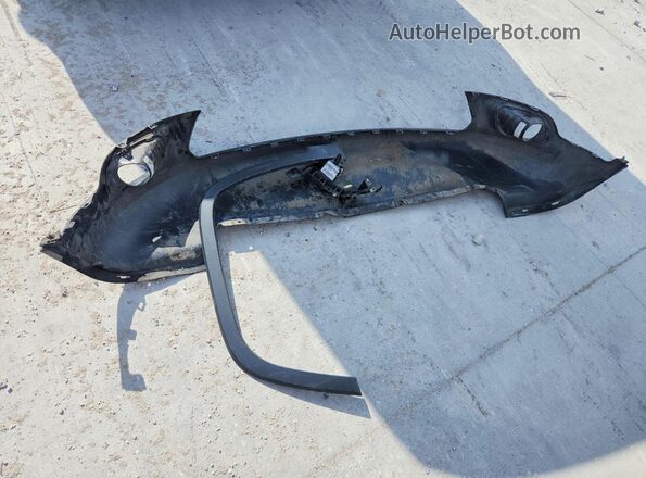 1C4PJLCB8JD615951 2018 JEEP CHEROKEE White Widok naklejki z numerem VIN