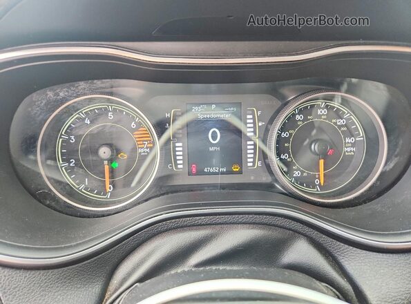 1C4PJLCB8KD148287 2019 JEEP CHEROKEE Красный Вид щитка приборов