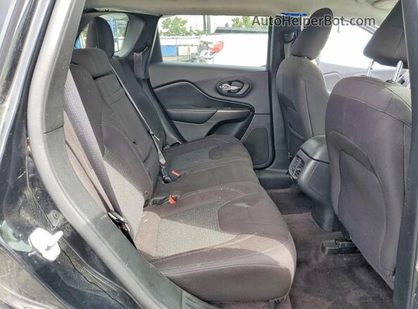 1C4PJLCB8KD262029 2019 JEEP CHEROKEE Black Սալոնի հետևի տեսք
