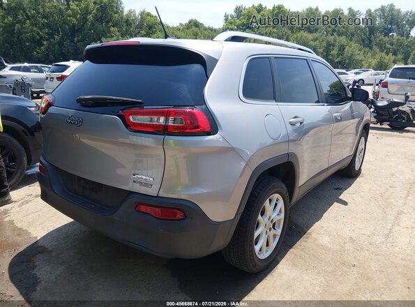 1C4PJLCB9JD531153 2018 JEEP CHEROKEE Silver Rear right