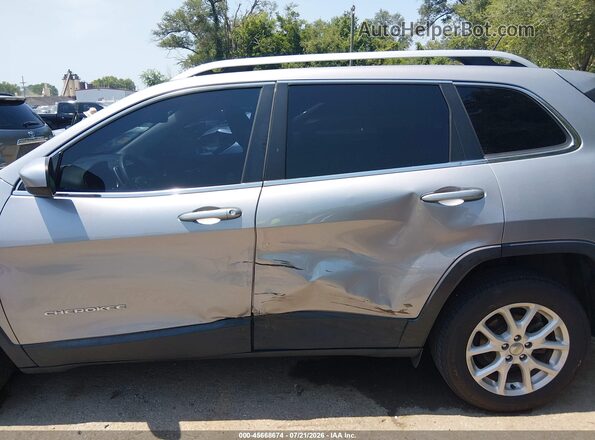 1C4PJLCB9JD531153 2018 JEEP CHEROKEE Silver Front view