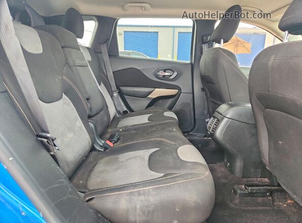1C4PJLCB9JD620480 2018 JEEP CHEROKEE Синий Вид задней части салона