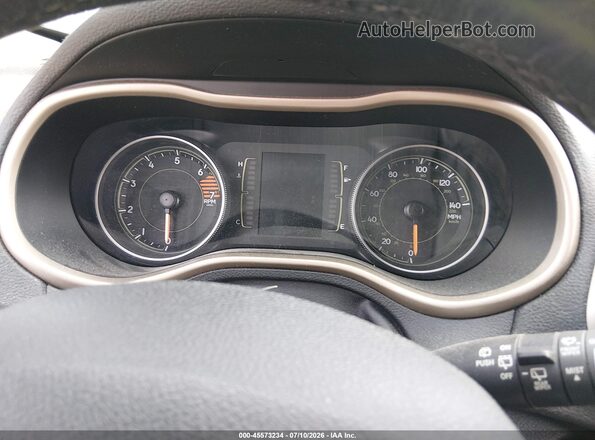 1C4PJLCBXGW201065 2016 JEEP CHEROKEE White Vista de los asientos traseros