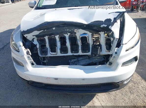 1C4PJLCS3HD219159 2017 JEEP CHEROKEE Белый Вид спереди