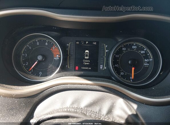 1C4PJLCS8GW370534 2016 JEEP CHEROKEE Gray უკანა სავარძლების ხედი
