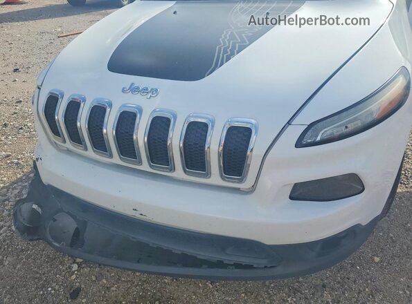 1C4PJLCSXGW160386 2016 JEEP CHEROKEE White Widok wnętrza z tyłu
