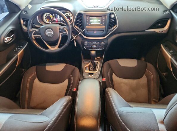 1C4PJLCX1JD577250 2018 JEEP CHEROKEE Black Dashboard view