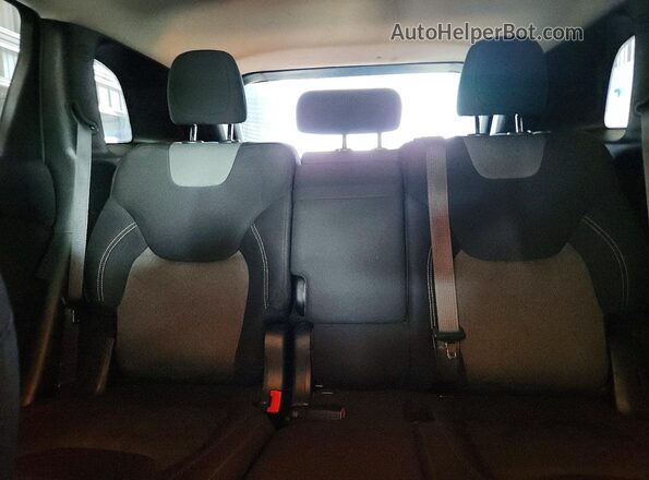 1C4PJLCX1JD577250 2018 JEEP CHEROKEE Black Rear seats view
