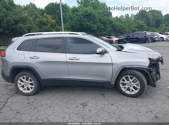 1C4PJLCX2JD560957 2018 JEEP CHEROKEE Серый Вид задней части салона