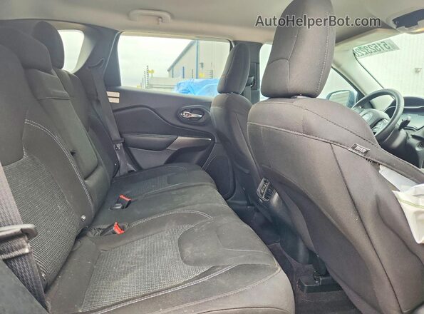 1C4PJLCX3KD130050 2019 JEEP CHEROKEE Gray უკანა სავარძლების ხედი