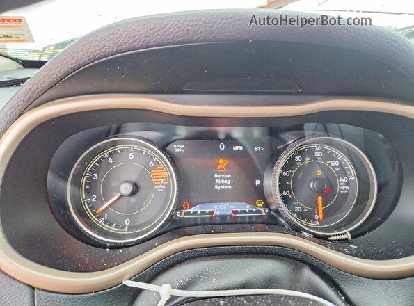 1C4PJLDB1JD523529 2018 JEEP CHEROKEE Серебряный Вид щитка приборов