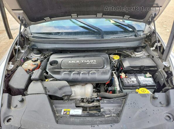 1C4PJLDB1JD523529 2018 JEEP CHEROKEE Серебряный Вид задней части салона