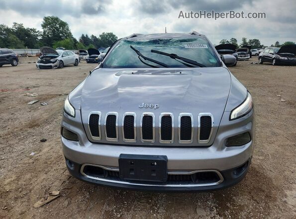 1C4PJLDB1JD523529 2018 JEEP CHEROKEE Серебряный Вид спереди