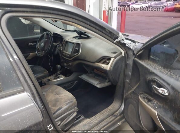 1C4PJLDB2JD618486 2018 JEEP CHEROKEE Gray Front interior view