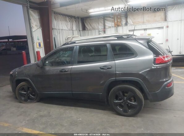 1C4PJLDB2JD618486 2018 JEEP CHEROKEE Gray 360 interior view