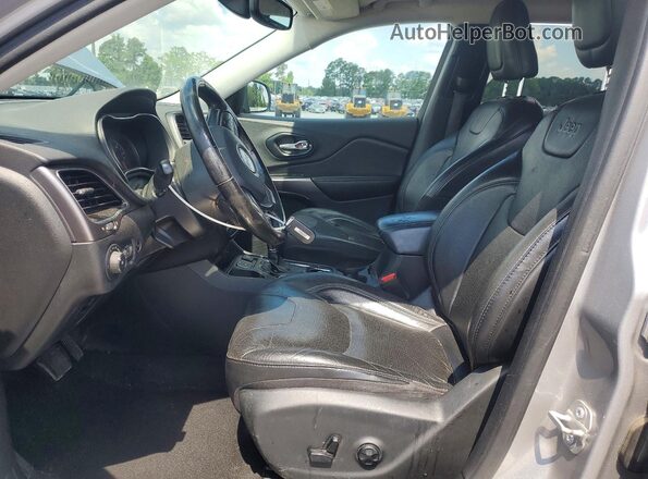 1C4PJLDB2LD599957 2020 JEEP CHEROKEE Silver Vista interior delantera