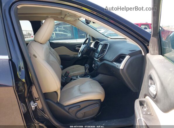1C4PJLDB3HW547507 2017 JEEP CHEROKEE Black წინა სალონის ხედი