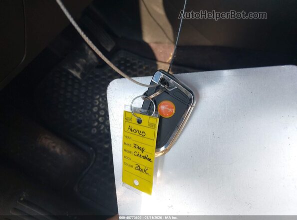 1C4PJLDB5GW229550 2016 JEEP CHEROKEE Черный Вид панели приборов