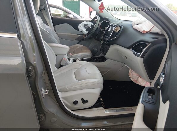 1C4PJLDB5KD455687 2019 JEEP CHEROKEE Серый Вид салона спереди