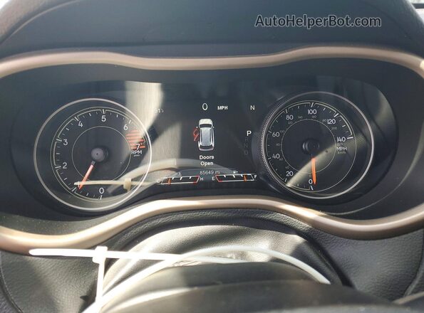 1C4PJLDB7HW533495 2017 JEEP CHEROKEE Gray Instrument cluster view