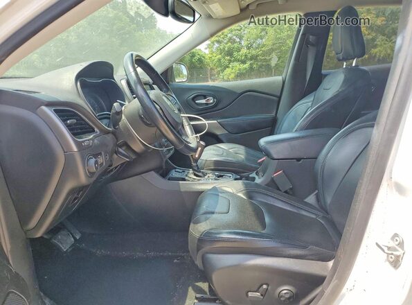 1C4PJLDB7KD347930 2019 JEEP CHEROKEE White Вид салону спереду