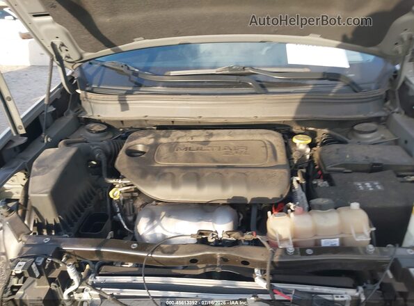 1C4PJLDB7KD438843 2019 JEEP CHEROKEE Gray Widok z tyłu