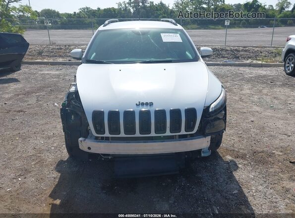 1C4PJLDB8JD533796 2018 JEEP CHEROKEE White ხელსაწყოთა პანელის ხედი