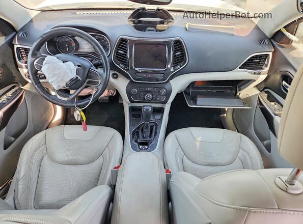 1C4PJLDB8KD325046 2019 JEEP CHEROKEE White Вид панелі приладів