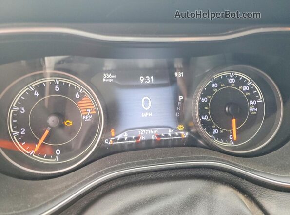 1C4PJLDB9LD529940 2020 JEEP CHEROKEE Black Սարքավորումների վահանակի տեսք