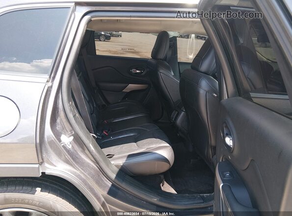 1C4PJLDBXJD527790 2018 JEEP CHEROKEE Gray Vista de la etiqueta del VIN