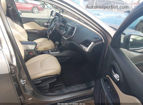 1C4PJLDS5HW559772 2017 JEEP CHEROKEE Pewter Vista interior delantera