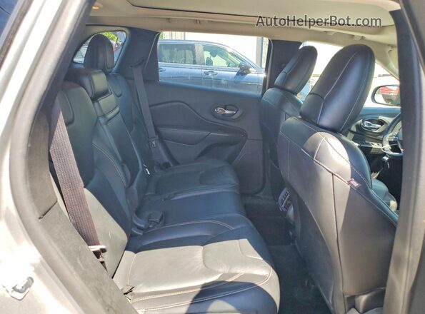 1C4PJLDS7GW281746 2016 JEEP CHEROKEE Silver უკანა სალონის ხედი