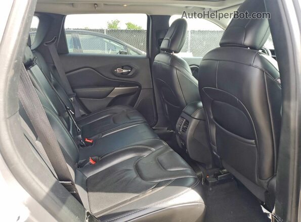 1C4PJLDX7MD179785 2021 JEEP CHEROKEE Silver უკანა სალონის ხედი