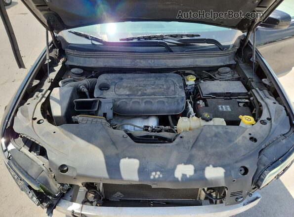 1C4PJLLB0KD226593 2019 JEEP CHEROKEE Black Engine compartment view
