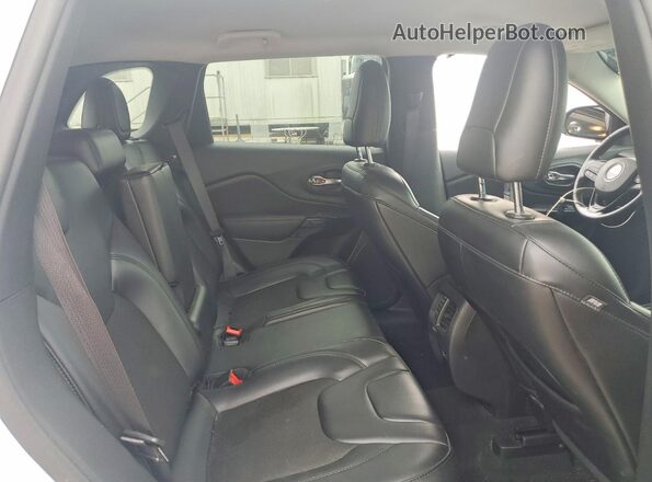 1C4PJLLB0MD174157 2021 JEEP CHEROKEE White უკანა სავარძლების ხედი