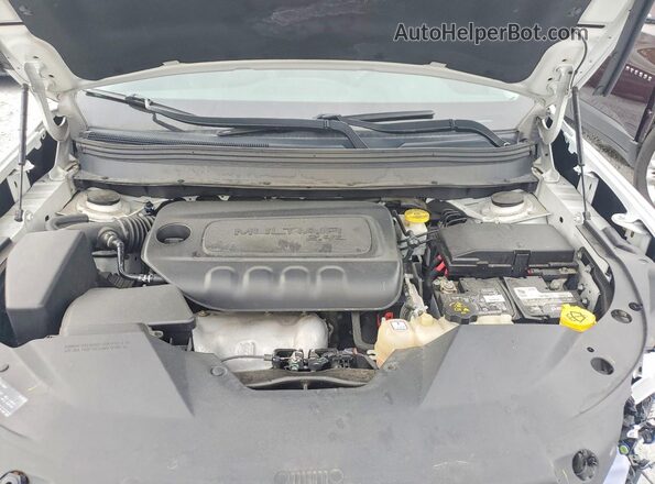 1C4PJLLB1KD324449 2019 JEEP CHEROKEE White Vista del compartimento del motor