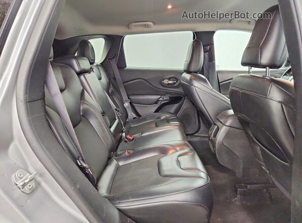 1C4PJLLB1MD151034 2021 JEEP CHEROKEE Silver Rear interior view