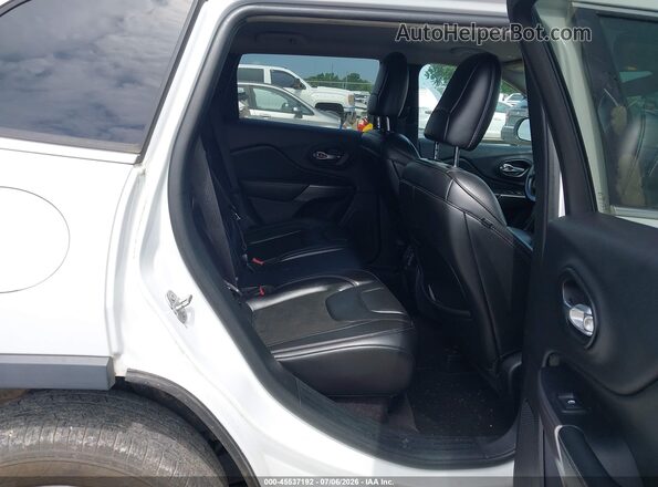 1C4PJLLB2KD132571 2019 JEEP CHEROKEE White VIN sticker view