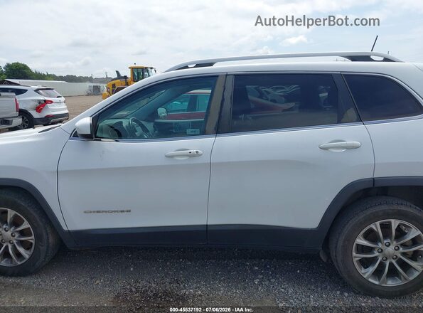 1C4PJLLB2KD132571 2019 JEEP CHEROKEE White Rear interior view