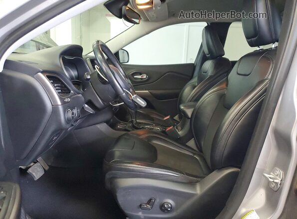 1C4PJLLB2KD297701 2019 JEEP CHEROKEE Gray Vista interior delantera